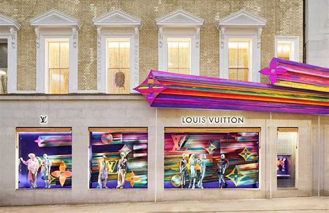 louis vuitton london store.